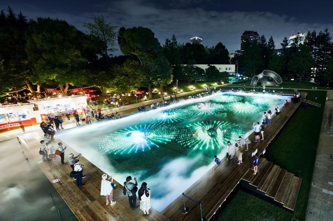 7月12日（金）～　東京ミッドタウンに「水と生きる SUNTORY 光と霧のデジタルアート庭園」が登場！