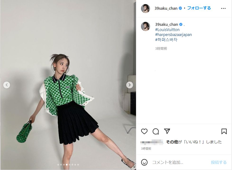 宮脇咲良、黒ミニスカートで美脚すらり！雑誌撮影のオフショットを公開